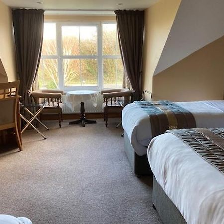 Tailors Lodge, Continental Breakfast Castleisland Extérieur photo