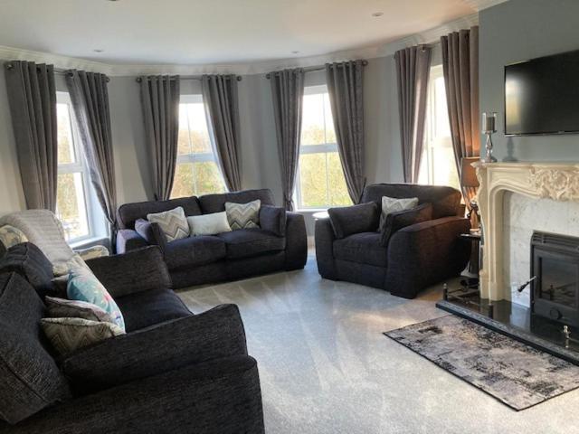 Tailors Lodge, Continental Breakfast Castleisland Extérieur photo